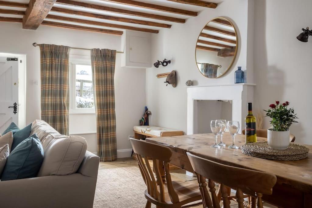 Charming 17Th Century Cotswold Cottage Adlestrop Luaran gambar