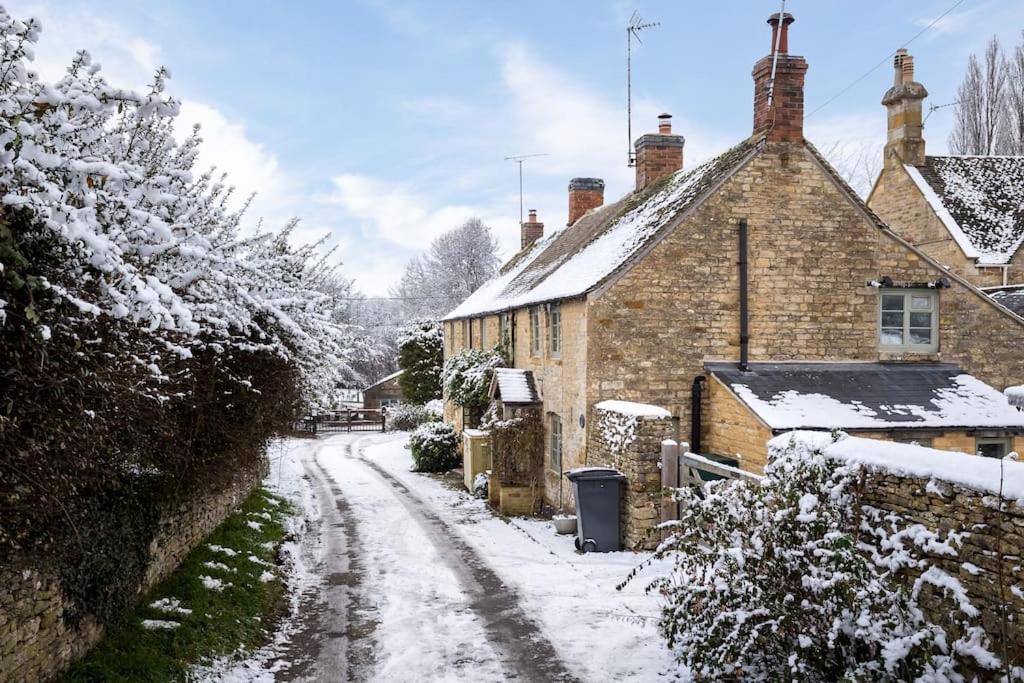 Charming 17Th Century Cotswold Cottage Adlestrop Luaran gambar