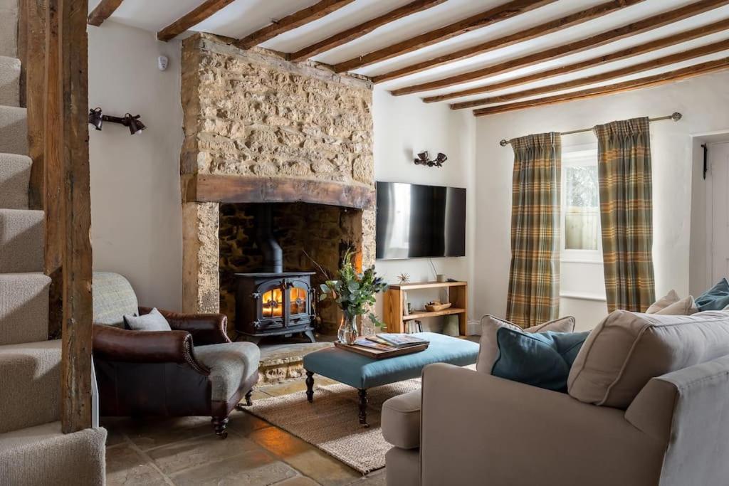 Charming 17Th Century Cotswold Cottage Adlestrop Luaran gambar